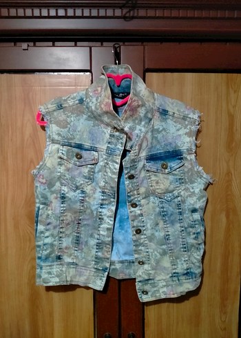 Kadın Çok Renkli Kolsuz Mini Denim Ceket