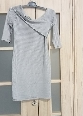 Zara Gri Çizgili Drapeli kısa elbise