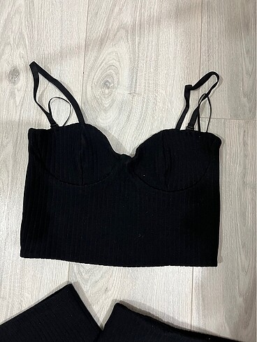 Diğer Crop bluz ve etek