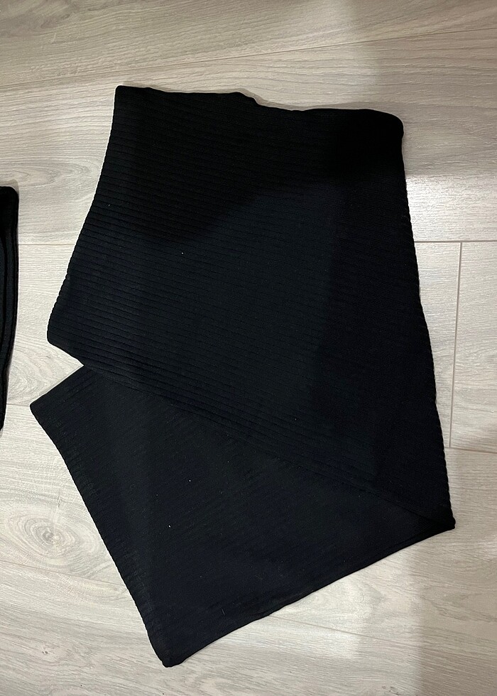 Crop bluz ve etek - Görsel 4