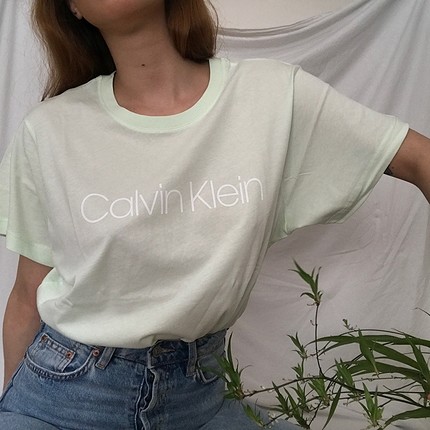 m Beden Calvin Klein Tişört