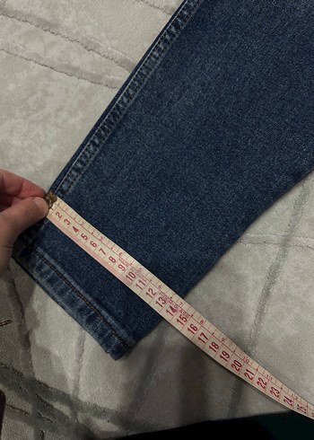 Kadın Mavi Yırtık Bol Kesim Denim Pantolon - Görsel 8