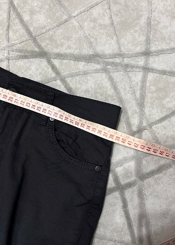 Siyah Kemerli Regular Fit Denim Pantolon - Görsel 3