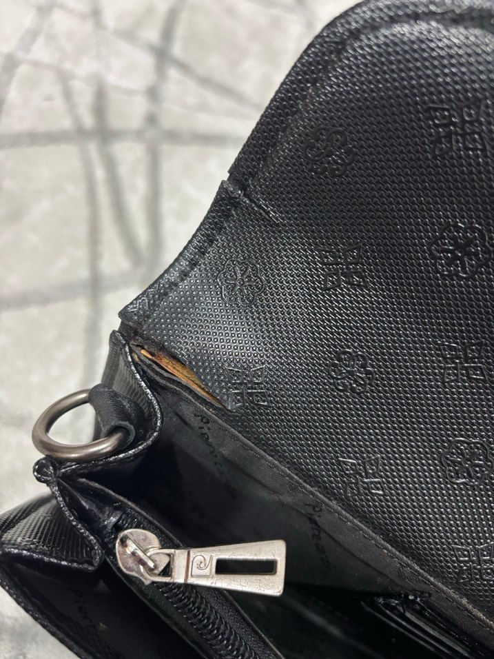 Zincir Detaylı Siyah Deri Kadın Cüzdan - Görsel 2