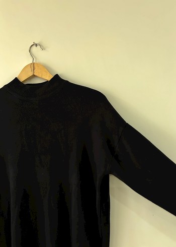 Siyah Yüksek Yaka Kadın Sweatshirt - Görsel 2