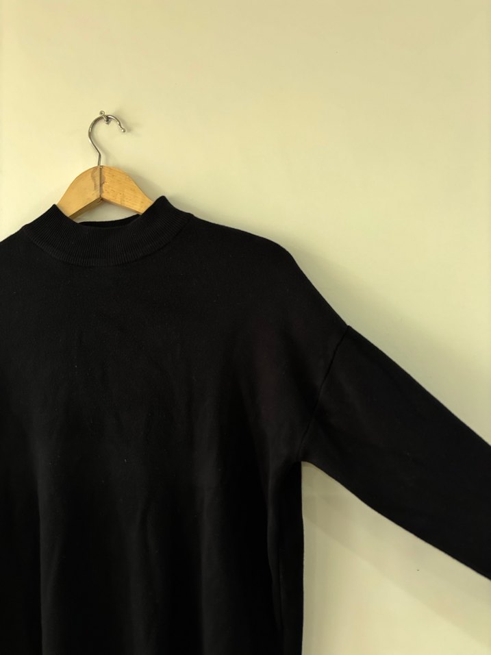 Siyah Yüksek Yaka Kadın Sweatshirt - Görsel 2