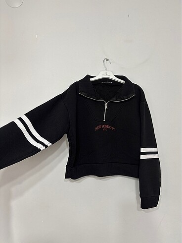 LC Waikiki Sweatshirt