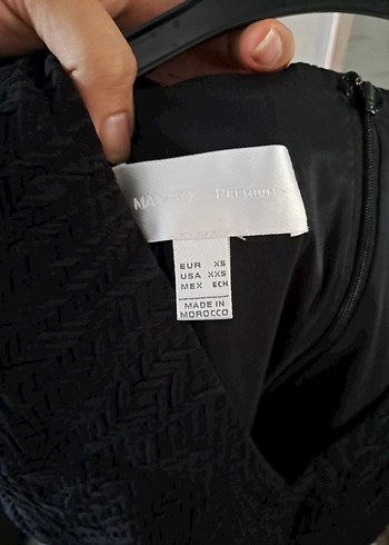 Siyah Piliseli V Yakalı Midi Elbise - Görsel 6