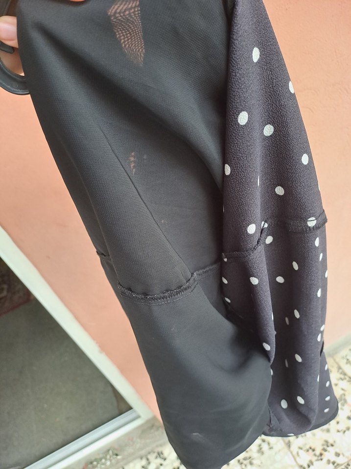 Siyah Puantiyeli V Yaka Midi Elbise - Görsel 3