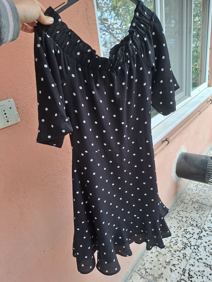 Siyah Puantiyeli V Yaka Midi Elbise - Görsel 4