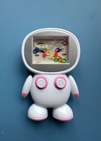 Beyaz Pastel Renkli Oyuncak Figur