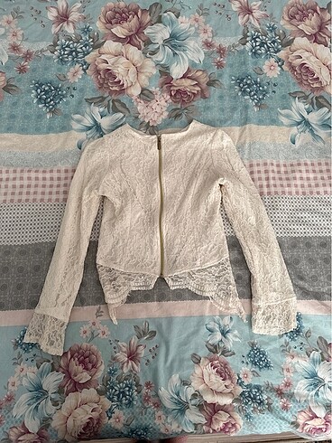 Dantelli Bolero
