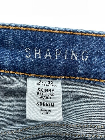 27 Beden mavi Renk H&M Jean / Kot %70 İndirimli.