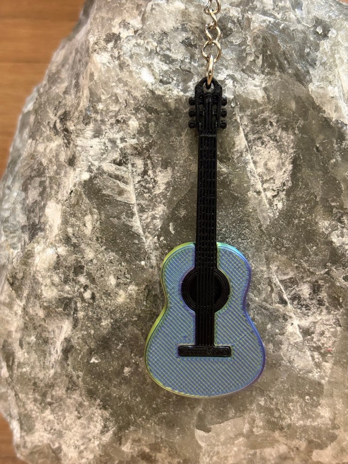 Gitar figürlü anahtarlık - Görsel 3