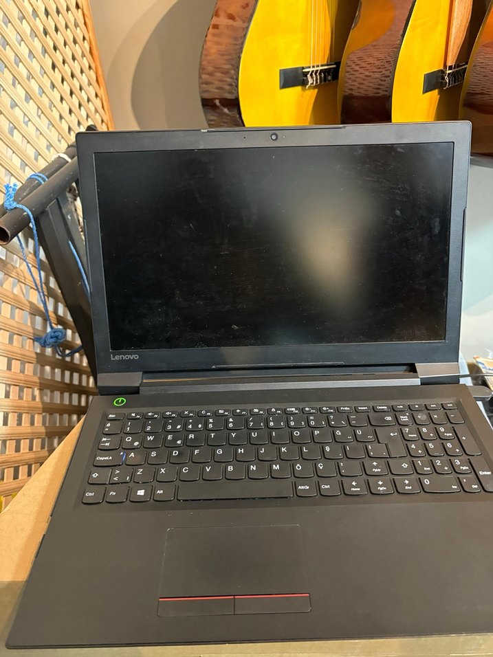 Lenovo Siyah Dizüstü laptop - Görsel 5