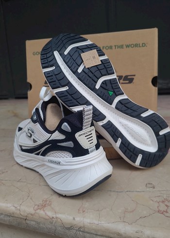 Skechers 37 Numara Spor Ayakkabı - Görsel 3