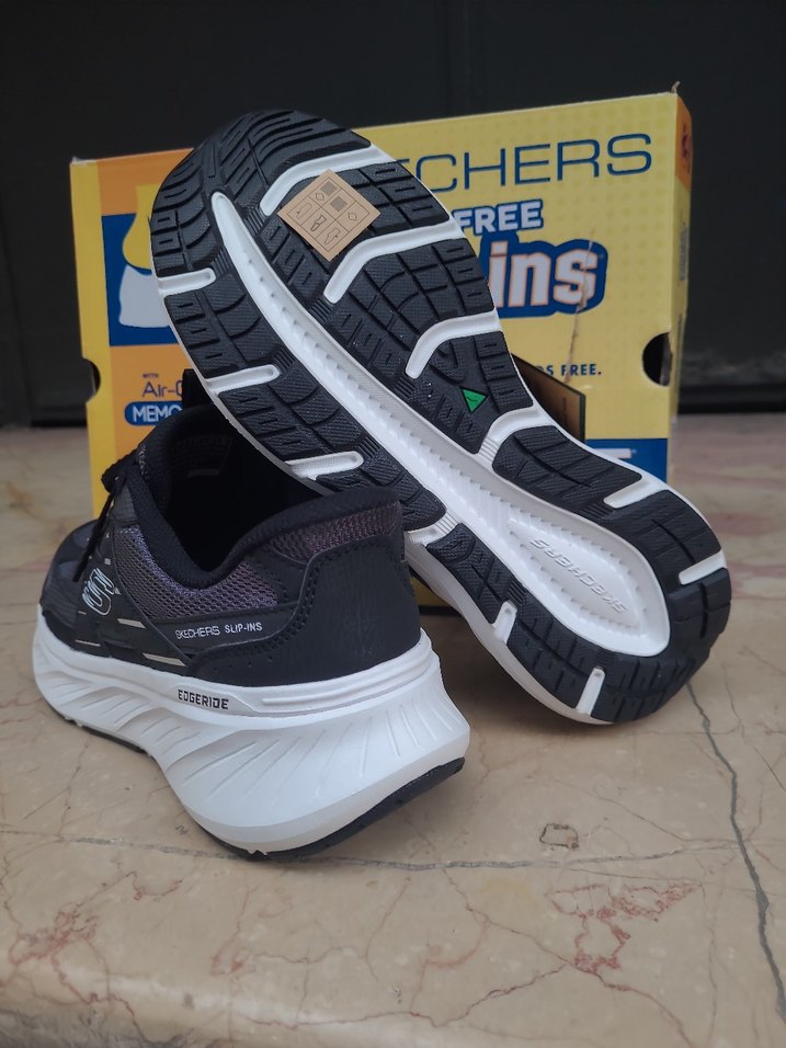 Skechers Slip-ins 37 Numara Spor Ayakkabı - Görsel 3