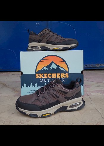 Skechers 42