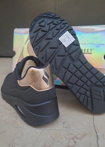 Skechers 37 Numara Siyah Kadın Spor Ayakkabı - Görsel 4