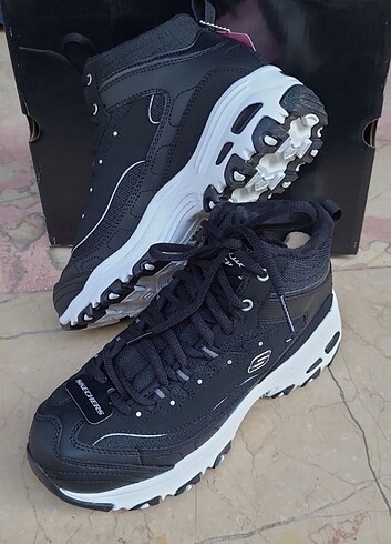 37 Beden Skechers D'lites 37 Numara Spor Bot