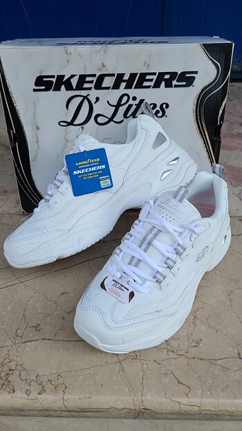 39 Beden Skechers D'lites 39 Numara Spor Ayakkabı