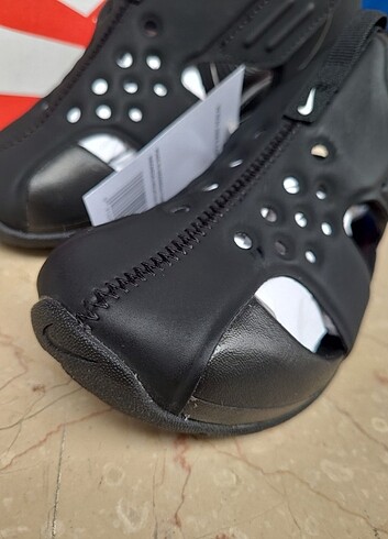 32 Beden Nike 32 Numara Sandalet