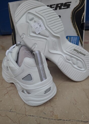 36 Beden beyaz Renk Skechers D'lites 36 Numara Spor Ayakkabı