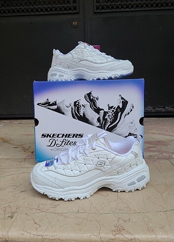Skechers D'lites 38 Numara Spor Ayakkabı 