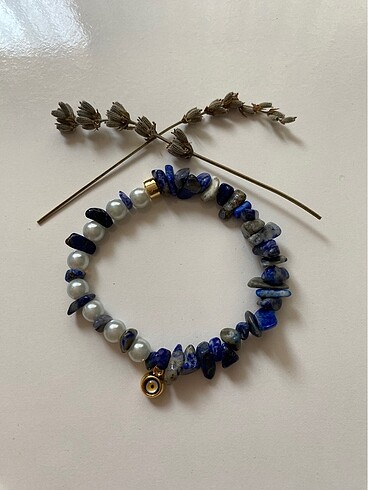 Lapis ve incili bileklik