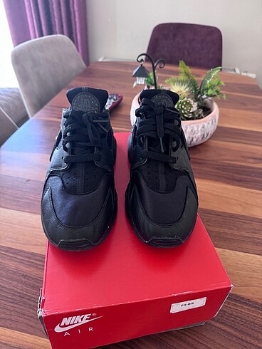 42.5 Beden siyah Renk Nike Air Huarache