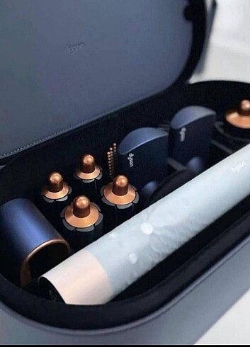  Beden Dyson 8 başlıklı fön 