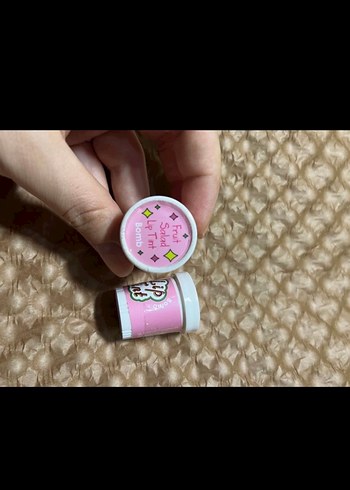 Bomb Cosmetics Meyveli Dudak Kremi 4,5g - Görsel 5