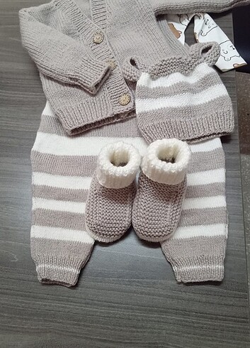 1 Yaş Beden El örgüsü Bebek takım.