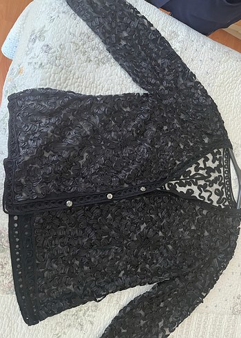 Diğer Düğmeli Siyah Nakışlı Uzun Kollu Bluz hırka