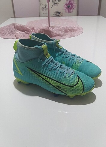 Nike Mercurial Krampon