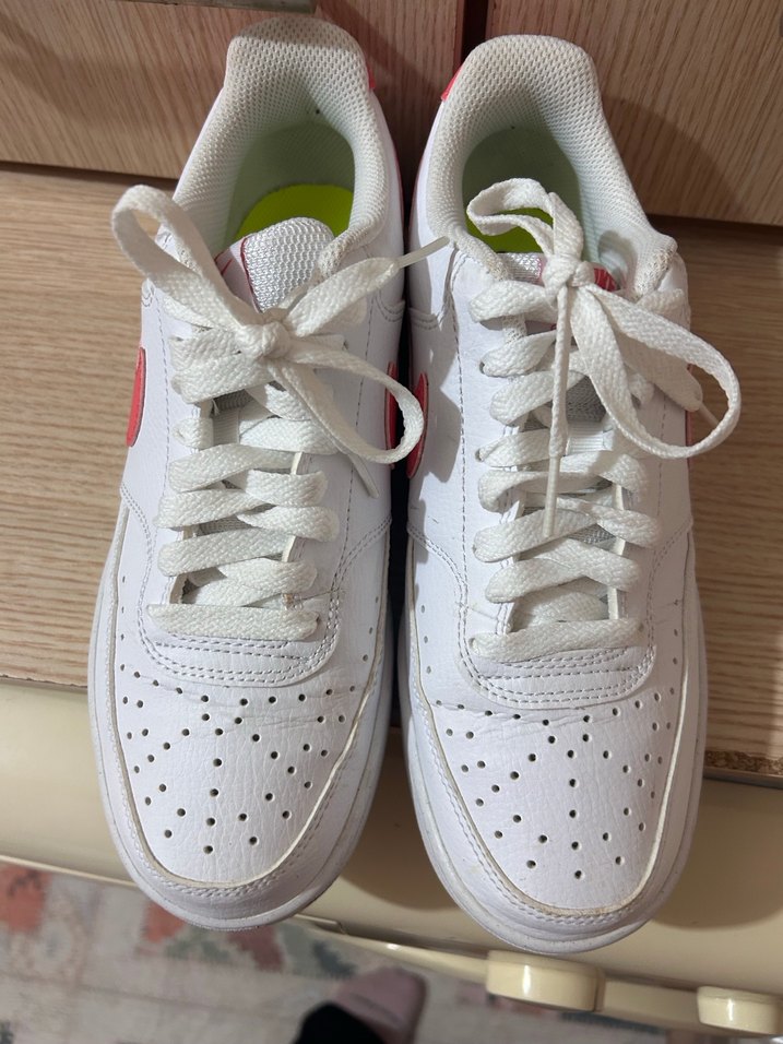 Beyaz Bağcıklı Kadın Spor Ayakkabısı - Görsel 2