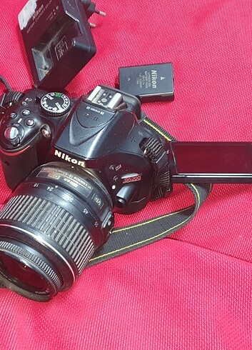 Nikon 5200