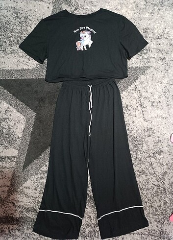 Pijama takımı