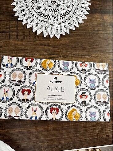 Karaca Alice kahve fincan takımı