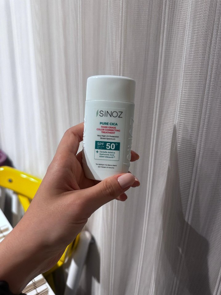 Sinoz Pure Cica Ton Eşitleyici Güneş Kremi SPF50+ 50 ml - Görsel 3