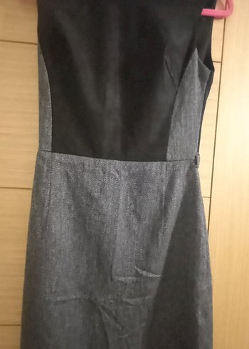 xs Beden gri Renk Gri V Yakalı Kemerli Midi Kalem Elbise