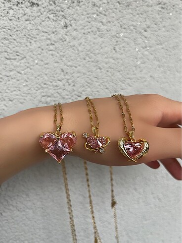 Çelik pembe kalp kolye