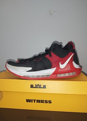 45 Beden LeBron Witness 7