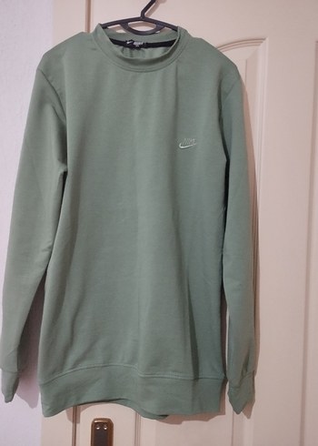 Nike Adacayi Yesili Bisiklet Yaka Sweatshirt