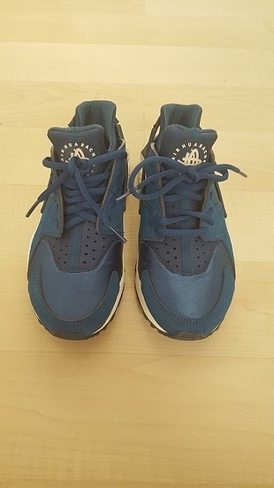 nike spor ayakkabi