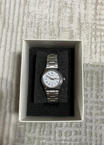 Casio Kadın Kol Saati