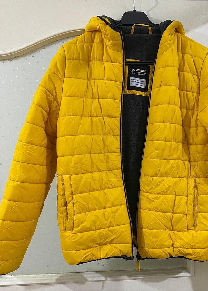 FİYAT DÜŞTÜ Erkek çocuk kapüşonlu şişme mont - Görsel 2