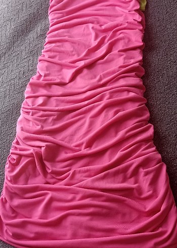 Pembe Parlak Drapeli askılı mini elbise