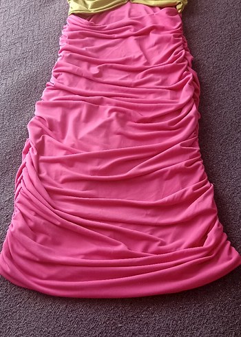 34 Beden pembe Renk Pembe Parlak Drapeli askılı mini elbise