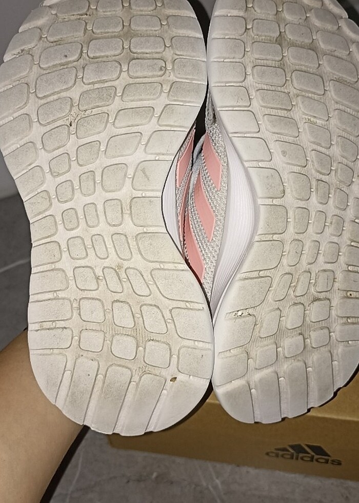 Orijinal adidas spor ayakkabı - Görsel 2